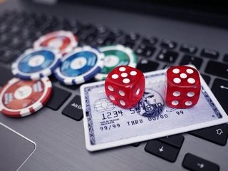 Приложение мобильного казино предлагает меньше игр